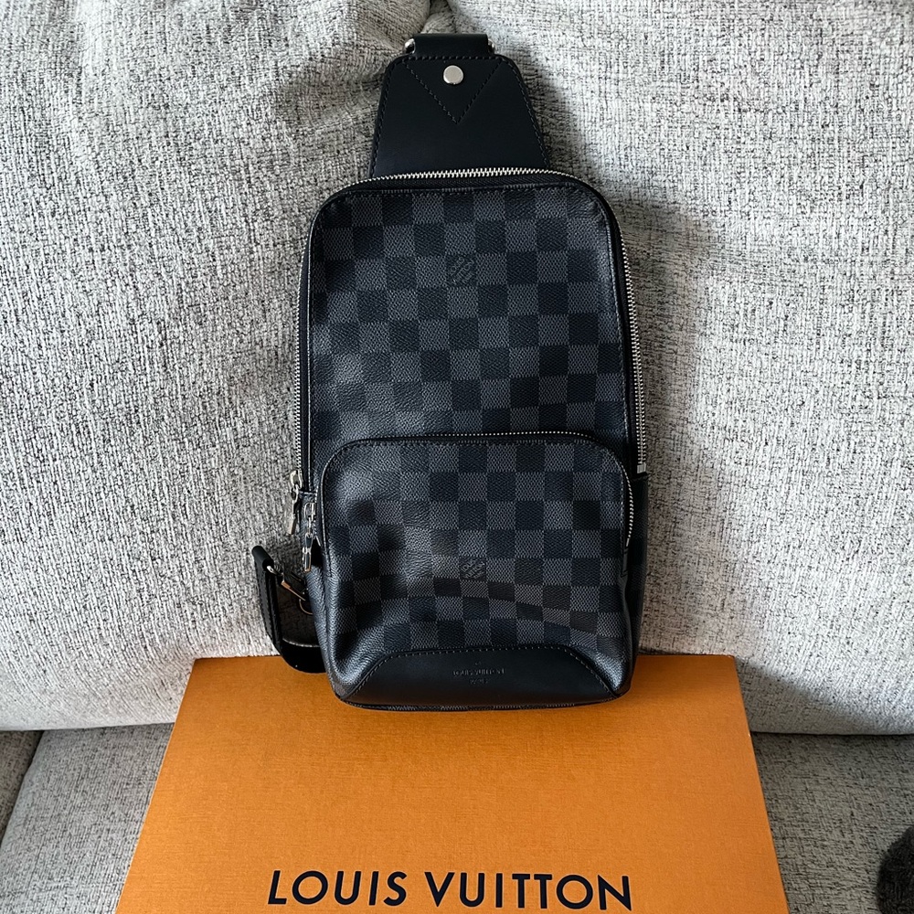 Louis Vuitton Avenue Sling Bag- N41719